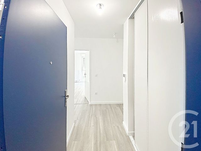 Appartement F4 &agrave; louer - 4 pi&egrave;ces - 75 m2 - Provins - 77 - ILE-DE-FRANCE