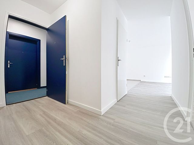 Appartement F4 &agrave; louer - 4 pi&egrave;ces - 75 m2 - Provins - 77 - ILE-DE-FRANCE