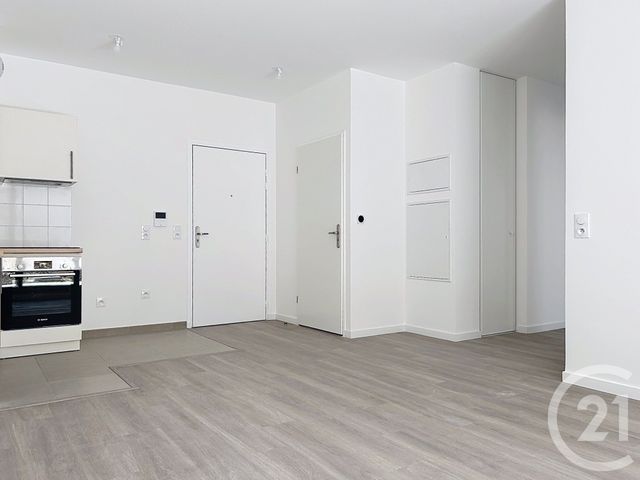 Appartement F4 &agrave; louer - 4 pi&egrave;ces - 72,70 m2 - Provins - 77 - ILE-DE-FRANCE
