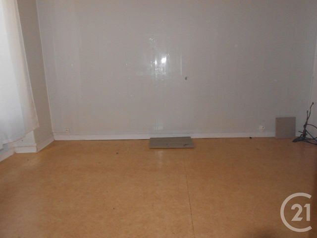 Local commercial à louer - 18.8 m2 - 77 - Seine-et-Marne