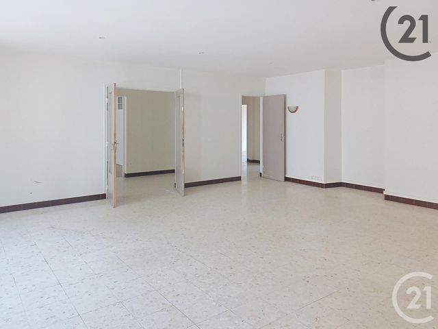 Appartement F5 &agrave; louer - 5 pi&egrave;ces - 142,91 m2 - Nogent Sur Seine - 10 - CHAMPAGNE-ARDENNE