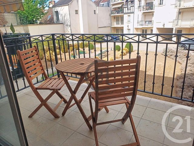 Appartement F3 &agrave; louer - 3 pi&egrave;ces - 74,52 m2 - Provins - 77 - ILE-DE-FRANCE