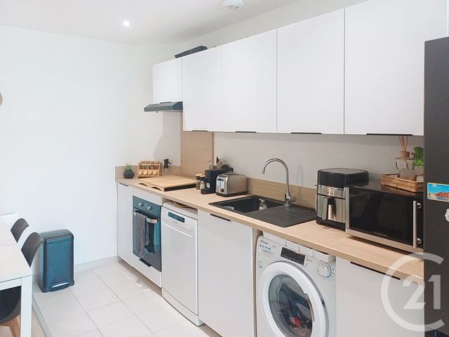 Appartement F2 &agrave; louer - 2 pi&egrave;ces - 40,22 m2 - Provins - 77 - ILE-DE-FRANCE
