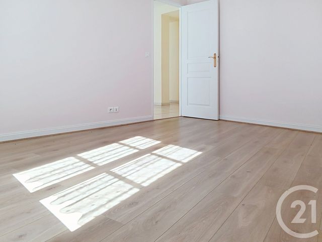 Appartement F2 &agrave; louer - 2 pi&egrave;ces - 58,67 m2 - Provins - 77 - ILE-DE-FRANCE