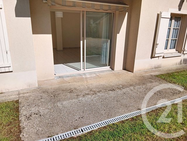 Appartement F2 &agrave; louer - 2 pi&egrave;ces - 58,67 m2 - Provins - 77 - ILE-DE-FRANCE