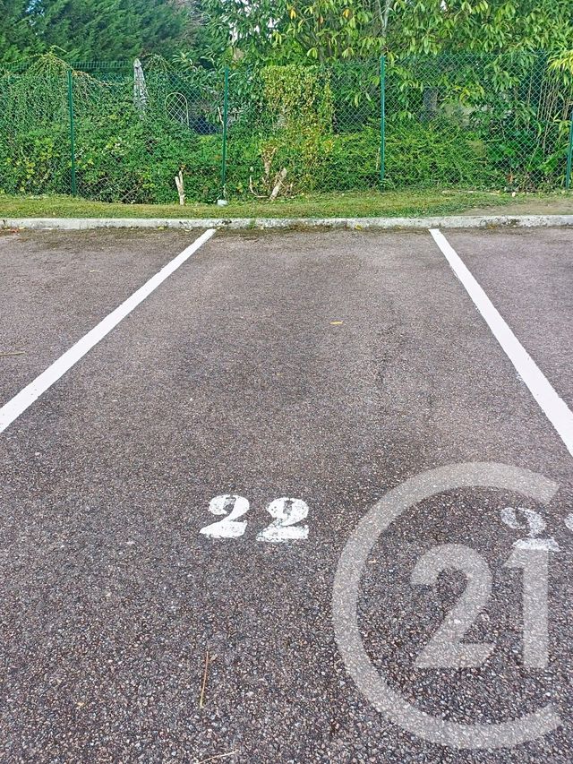Parking &agrave; louer - 12 m2 - Provins - 77 - ILE-DE-FRANCE