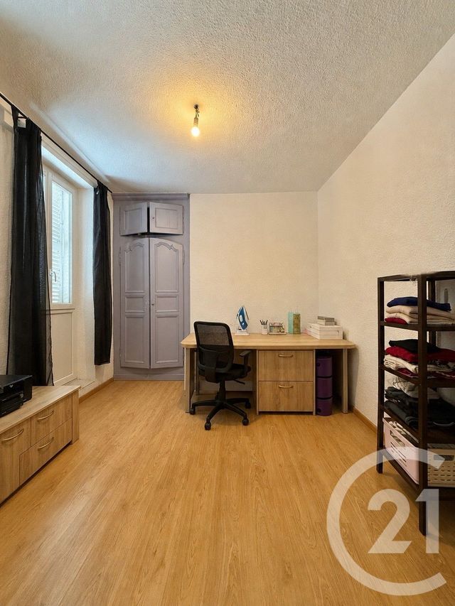 Appartement F3 &agrave; louer - 3 pi&egrave;ces - 73,70 m2 - Moulins - 03 - AUVERGNE