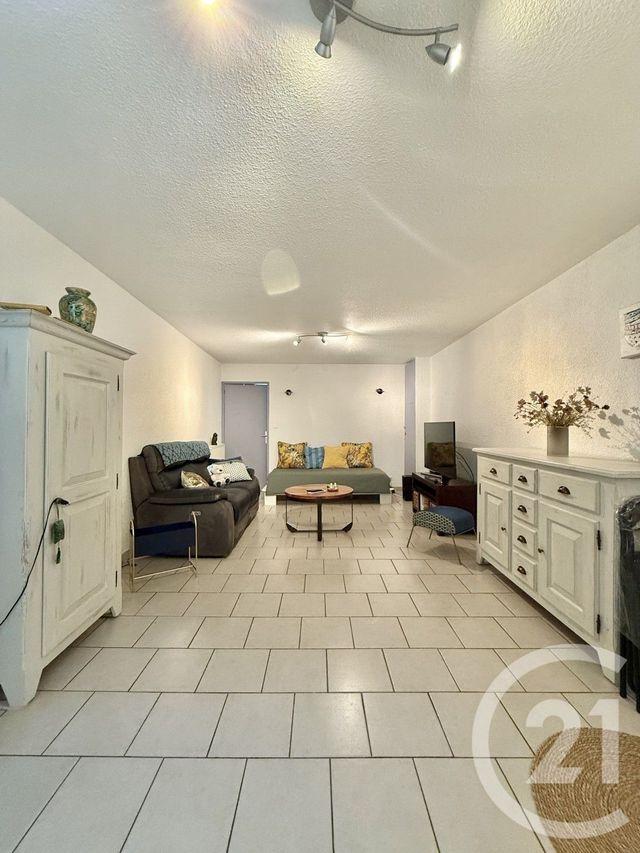 Appartement F3 &agrave; louer - 3 pi&egrave;ces - 73,70 m2 - Moulins - 03 - AUVERGNE