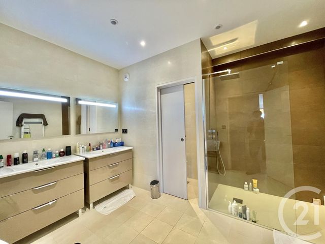 Appartement F5 à vendre - 5 pièces - 181,89 m2 - Moulins - 03 - AUVERGNE