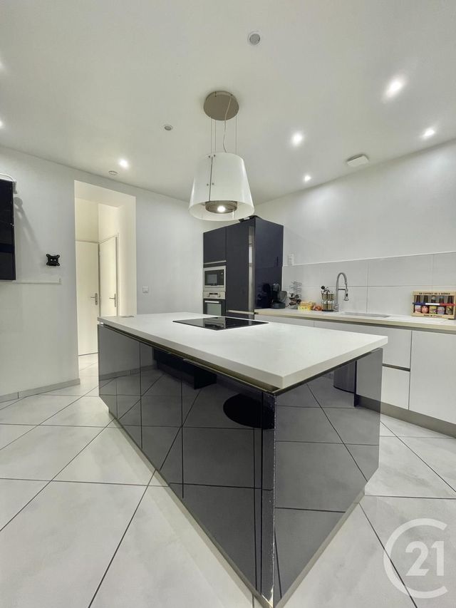 Appartement F3 &agrave; vendre - 3 pi&egrave;ces - 90,02 m2 - Moulins - 03 - AUVERGNE