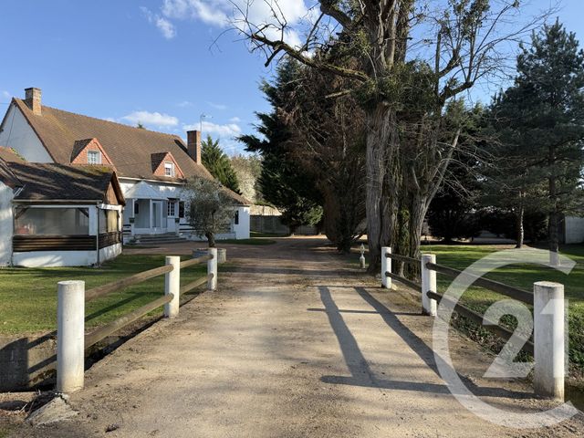 Maison &agrave; vendre - 5 pi&egrave;ces - 216,77 m2 - Villeneuve Sur Allier - 03 - AUVERGNE