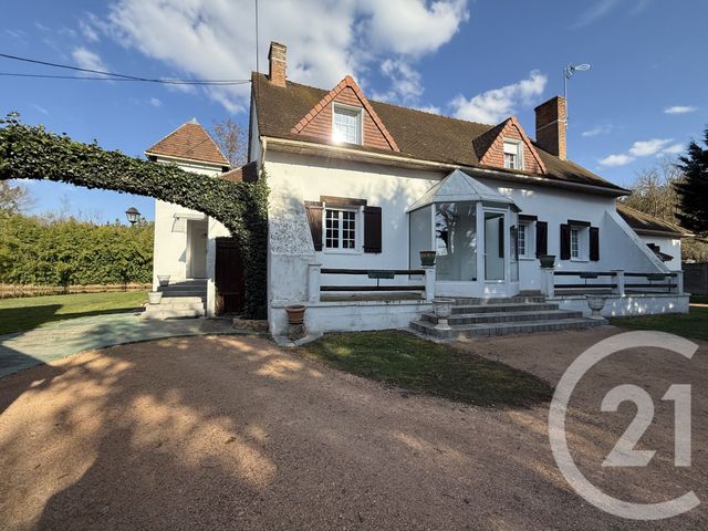 Maison &agrave; vendre - 5 pi&egrave;ces - 216,77 m2 - Villeneuve Sur Allier - 03 - AUVERGNE