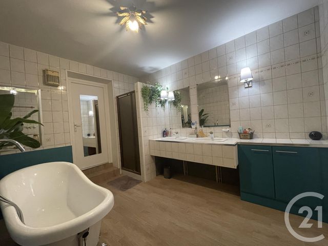 Maison à vendre - 10 pièces - 339 m2 - Yzeure - 03 - AUVERGNE