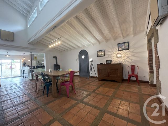 Maison à vendre - 10 pièces - 339 m2 - Yzeure - 03 - AUVERGNE