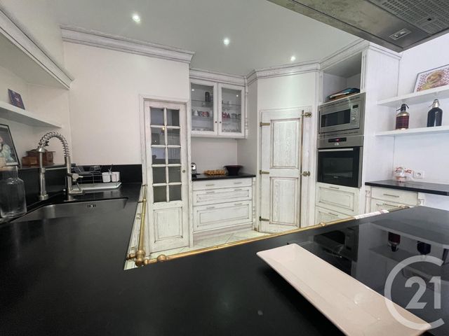 Maison à vendre - 10 pièces - 339 m2 - Yzeure - 03 - AUVERGNE