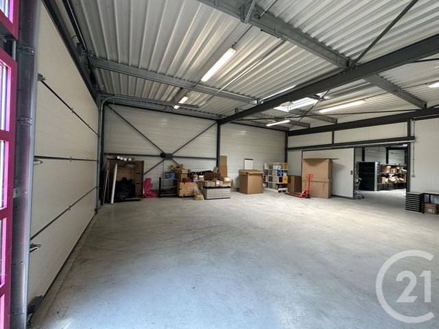 Local commercial à louer - 847.0 m2 - 03 - Allier
