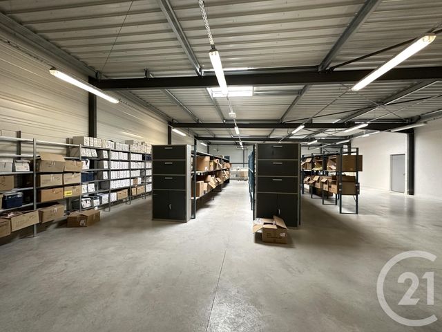 Local commercial à louer - 847.0 m2 - 03 - Allier