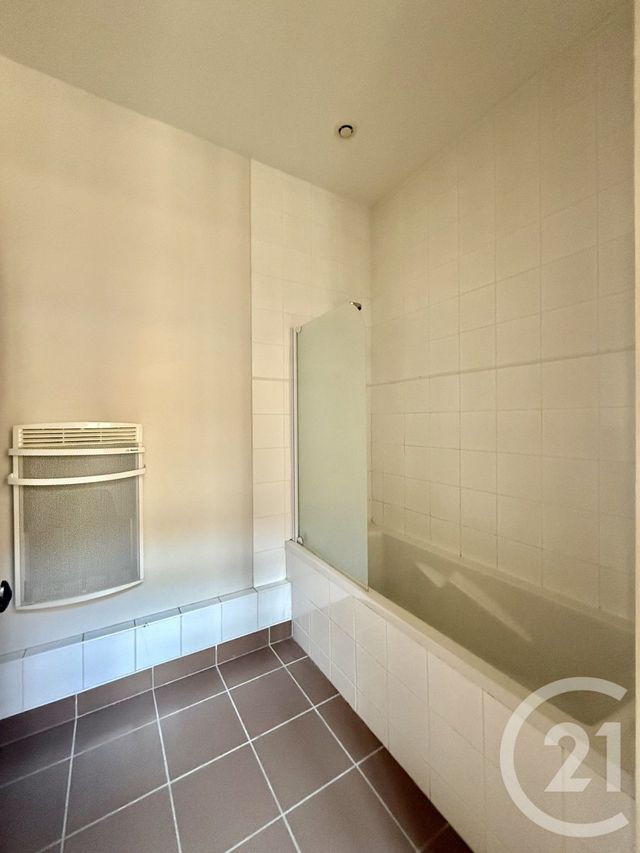 Appartement F4 &agrave; vendre - 4 pi&egrave;ces - 90,95 m2 - Moulins - 03 - AUVERGNE