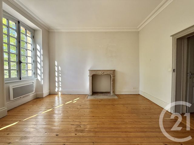 Appartement F4 &agrave; vendre - 4 pi&egrave;ces - 90,95 m2 - Moulins - 03 - AUVERGNE