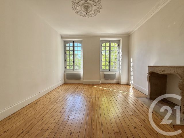 Appartement F4 &agrave; vendre - 4 pi&egrave;ces - 90,95 m2 - Moulins - 03 - AUVERGNE