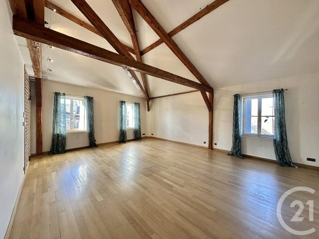 Appartement F4 à vendre - 4 pièces - 166,77 m2 - Moulins - 03 - AUVERGNE
