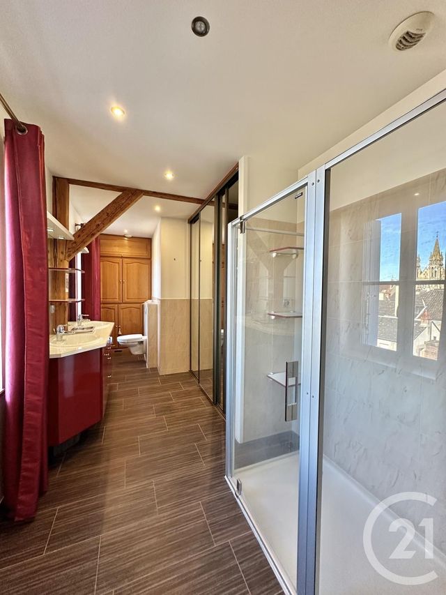 Appartement F4 à vendre - 4 pièces - 166,77 m2 - Moulins - 03 - AUVERGNE