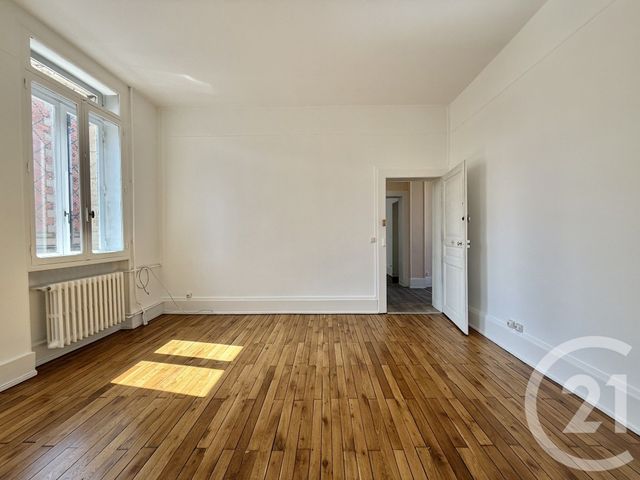 Maison à vendre - 5 pièces - 157 m2 - Moulins - 03 - AUVERGNE