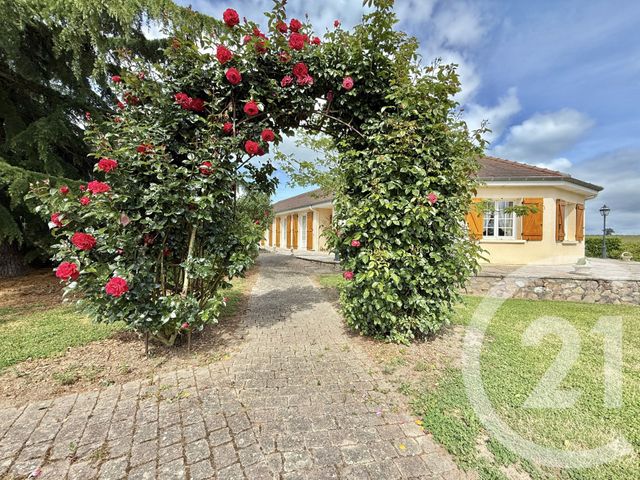Maison à vendre - 8 pièces - 229,02 m2 - Chemilly - 03 - AUVERGNE