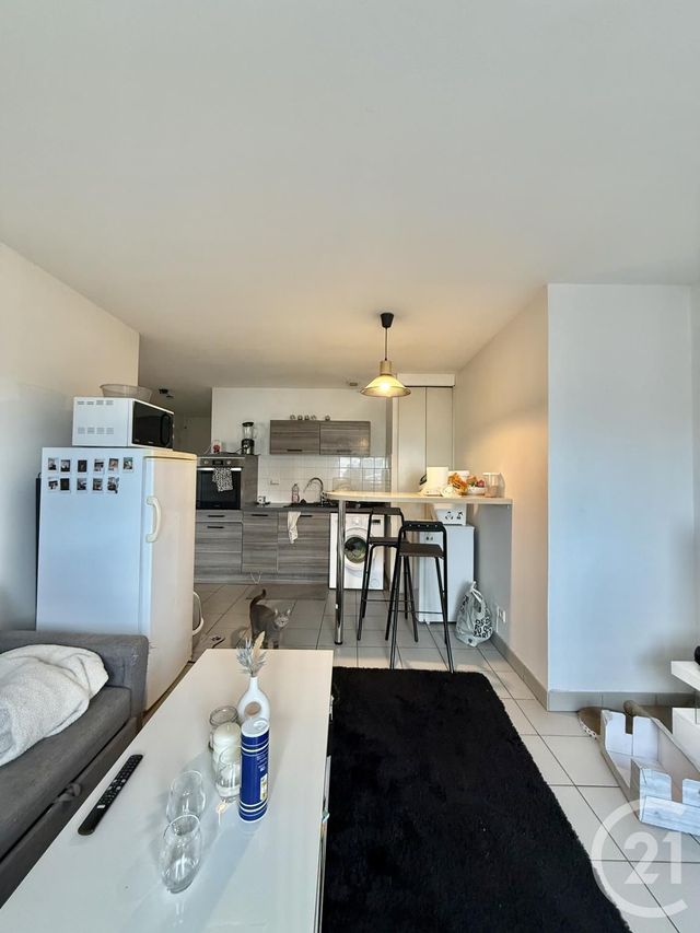 Appartement F1 &agrave; louer - 2 pi&egrave;ces - 29,84 m2 - Yzeure - 03 - AUVERGNE