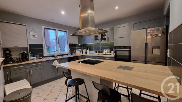 Maison à vendre - 7 pièces - 180 m2 - Neuilly Le Real - 03 - AUVERGNE