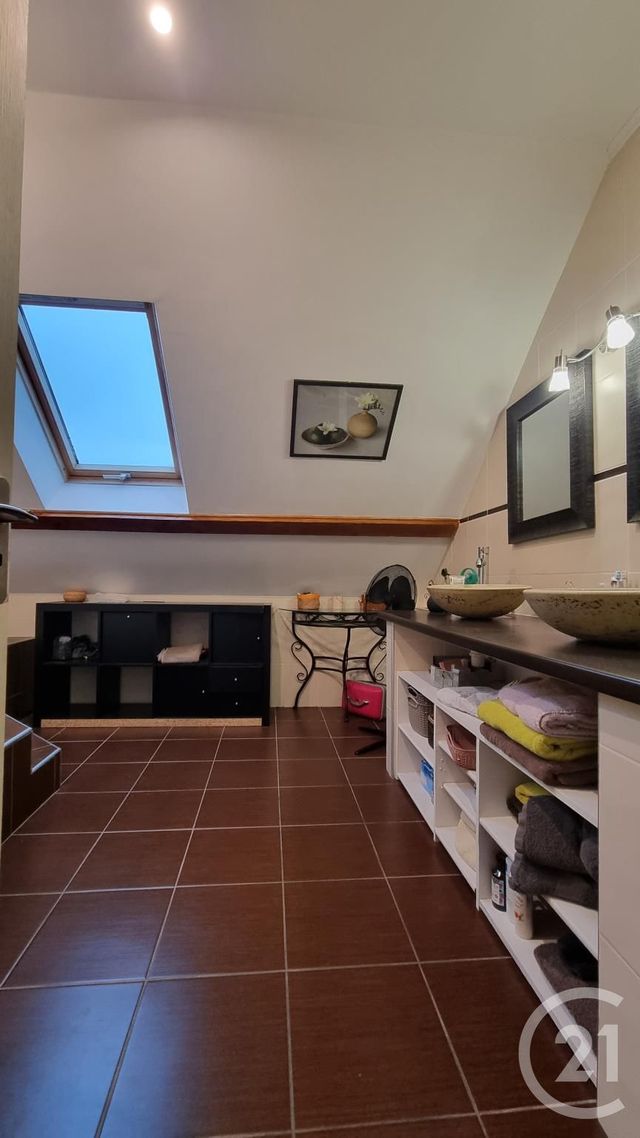 Maison à vendre - 7 pièces - 180 m2 - Neuilly Le Real - 03 - AUVERGNE