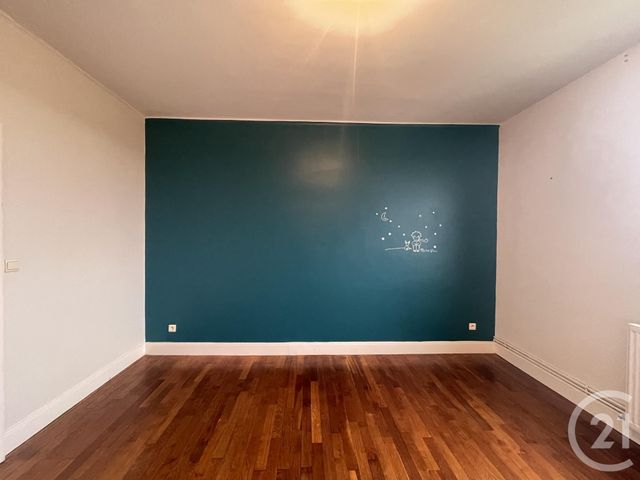 Appartement F3 &agrave; louer - 3 pi&egrave;ces - 79,05 m2 - Moulins - 03 - AUVERGNE