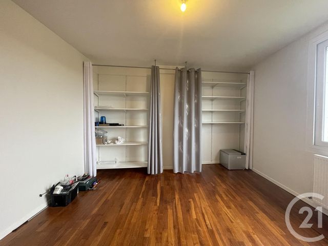 Appartement F3 &agrave; louer - 3 pi&egrave;ces - 79,05 m2 - Moulins - 03 - AUVERGNE