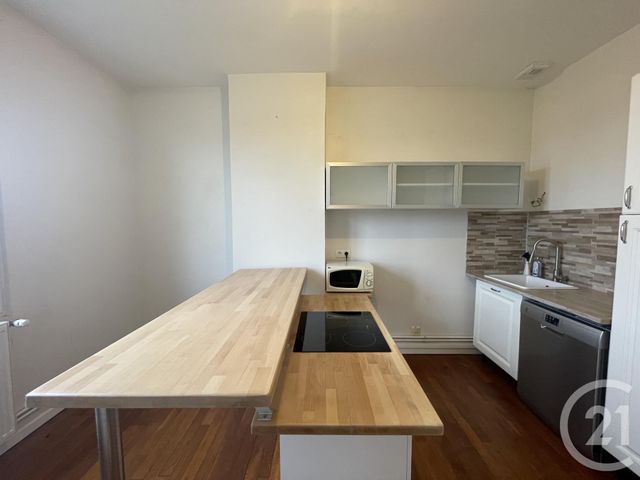 Appartement F3 &agrave; louer - 3 pi&egrave;ces - 79,05 m2 - Moulins - 03 - AUVERGNE
