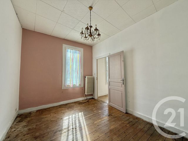 Maison à vendre - 4 pièces - 86,90 m2 - Moulins - 03 - AUVERGNE