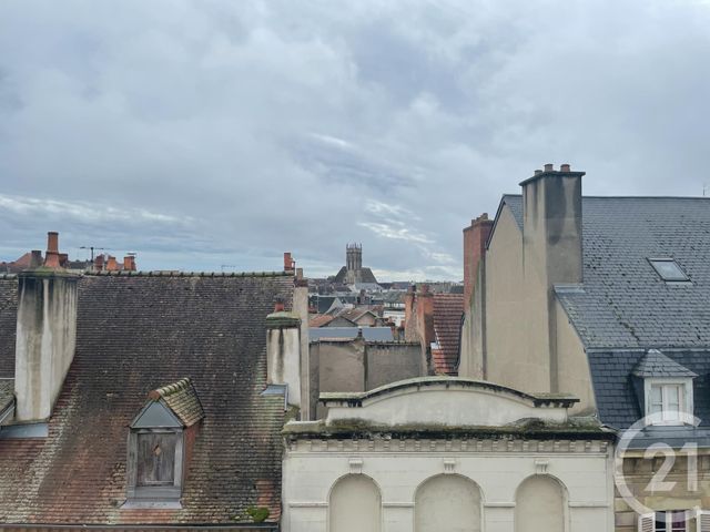 Appartement F1 à vendre - 1 pièce - 48,70 m2 - Moulins - 03 - AUVERGNE