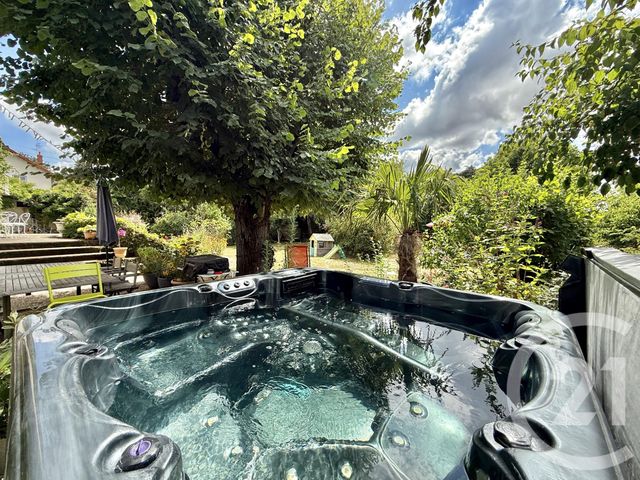 Maison à vendre - 9 pièces - 198 m2 - Moulins - 03 - AUVERGNE