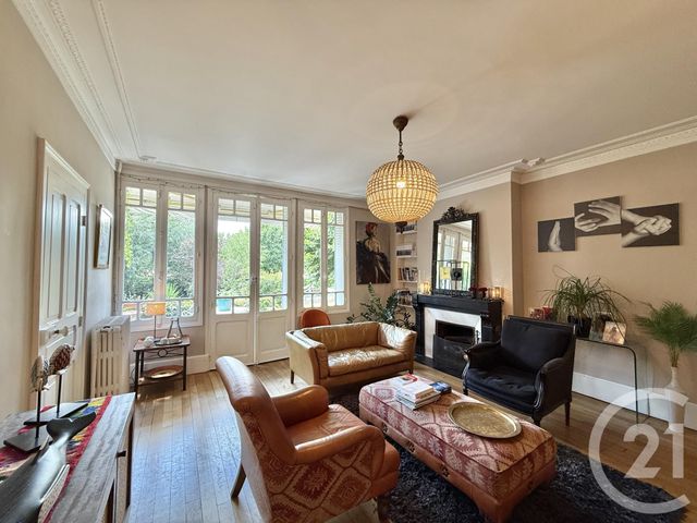 Maison à vendre - 9 pièces - 198 m2 - Moulins - 03 - AUVERGNE