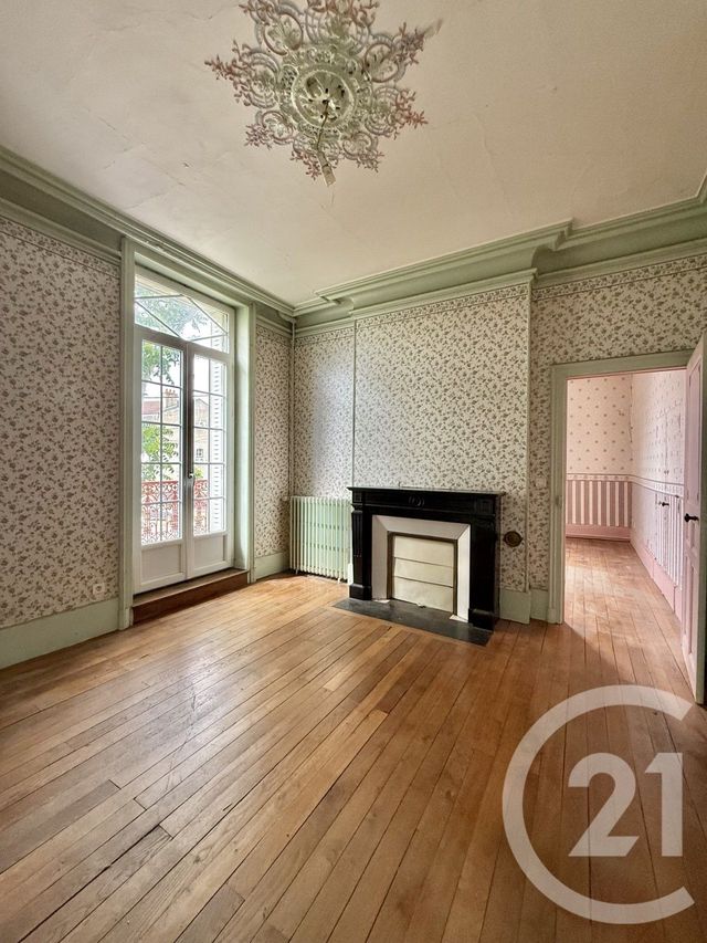 Maison &agrave; vendre - 6 pi&egrave;ces - 217,62 m2 - Moulins - 03 - AUVERGNE