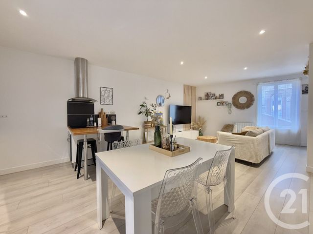 Appartement F4 à vendre - 4 pièces - 85,44 m2 - Moulins - 03 - AUVERGNE