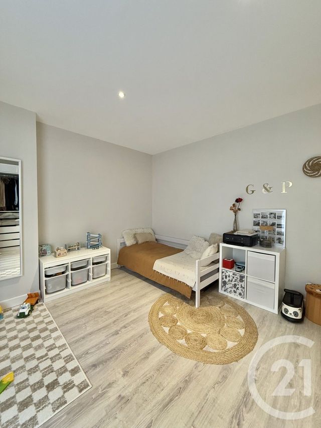 Appartement F4 à vendre - 4 pièces - 85,44 m2 - Moulins - 03 - AUVERGNE