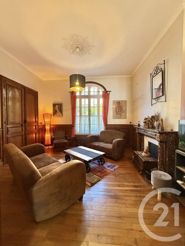 Maison à vendre - 9 pièces - 182 m2 - Moulins - 03 - AUVERGNE