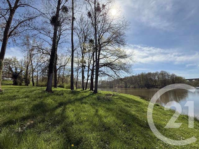 Maison &agrave; vendre - 5 pi&egrave;ces - 120 m2 - Souvigny - 03 - AUVERGNE