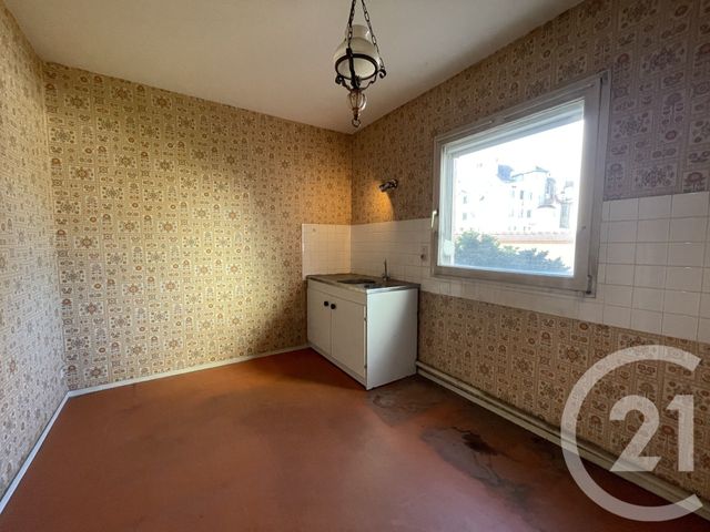 Appartement F3 à vendre - 3 pièces - 75,25 m2 - Moulins - 03 - AUVERGNE