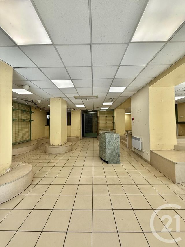 Local commercial à louer - 171.0 m2 - 03 - Allier