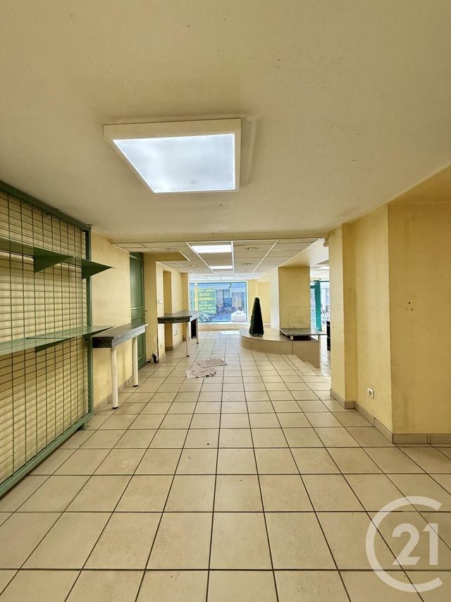 Local commercial à louer - 171.0 m2 - 03 - Allier