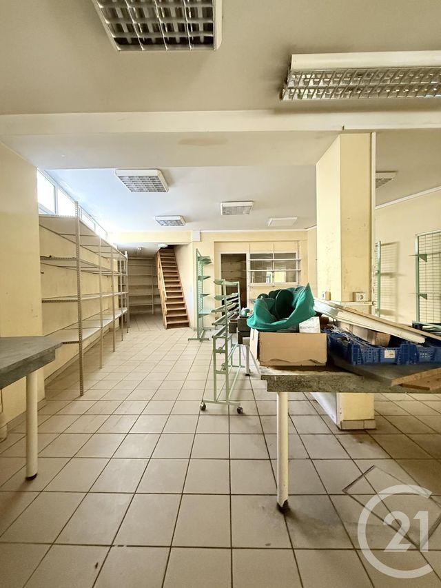 Local commercial à louer - 171.0 m2 - 03 - Allier