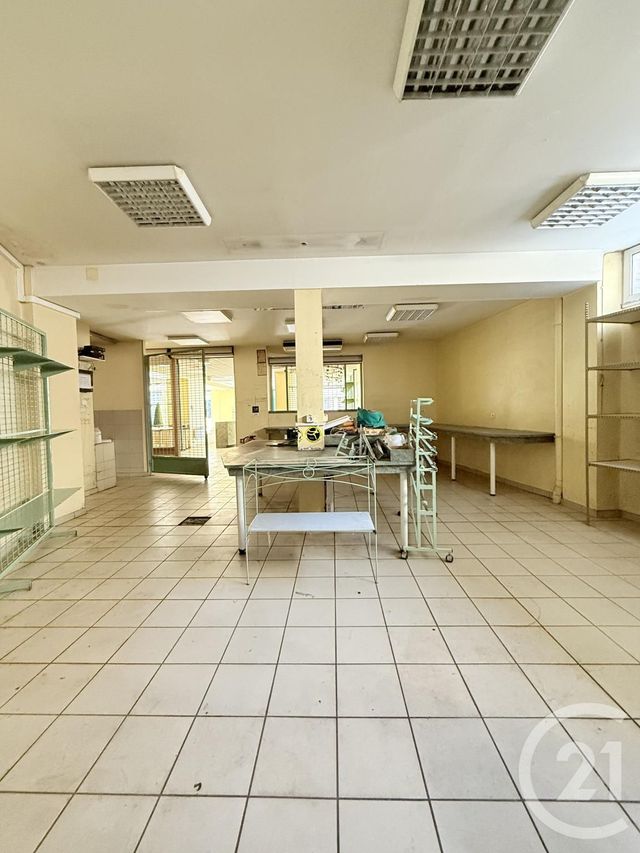 Local commercial à louer - 171.0 m2 - 03 - Allier