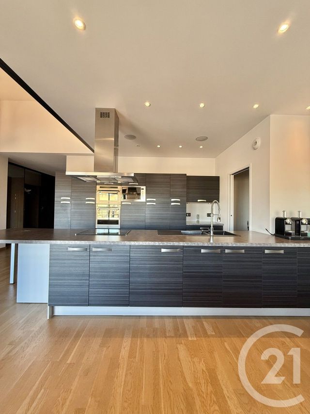 Appartement F4 à louer - 4 pièces - 181,90 m2 - Moulins - 03 - AUVERGNE