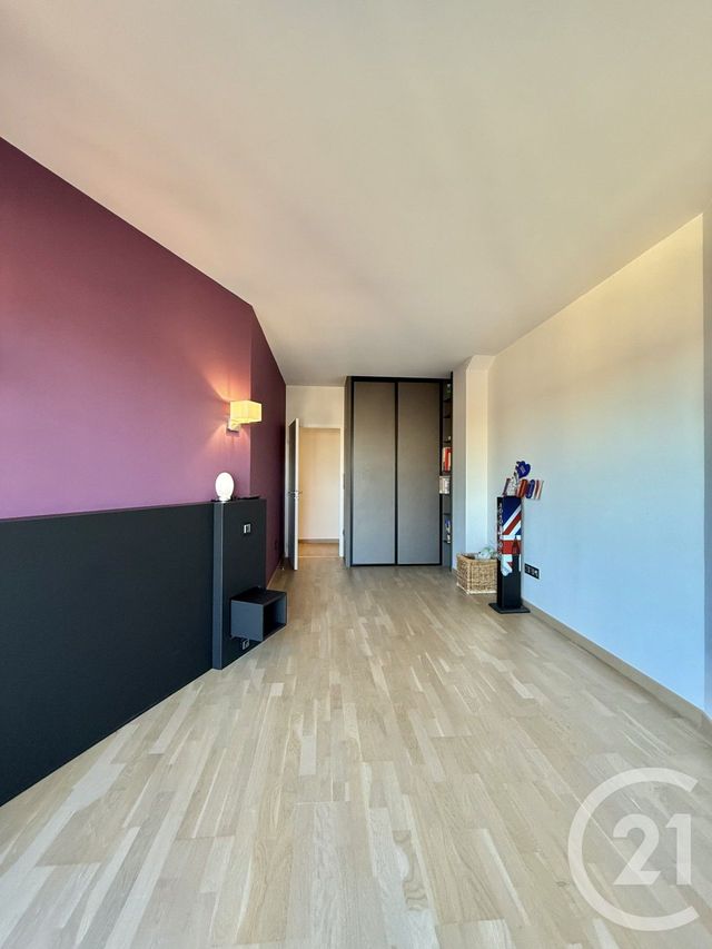 Appartement F4 à louer - 4 pièces - 181,90 m2 - Moulins - 03 - AUVERGNE
